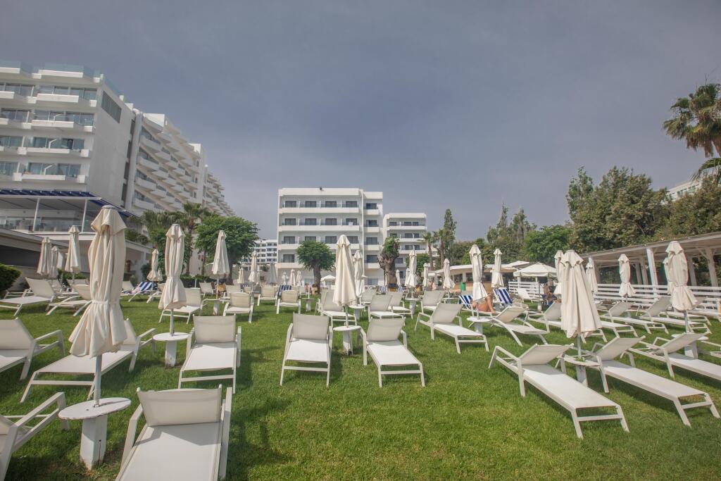 Протарас: Iliada Beach Hotel