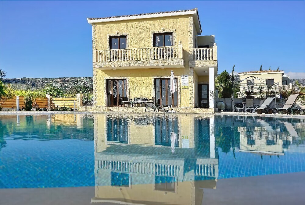 Пейя: Villa Agios Ilias