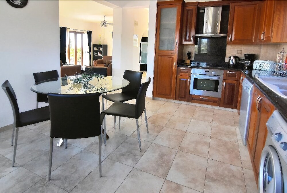 Пейя: Villa Agios Ilias