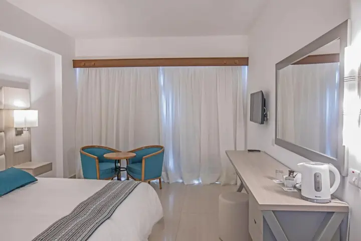 Айя-Напа: Anmaria Beach Hotel