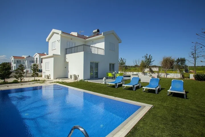 Айя-Напа: Villa Alona