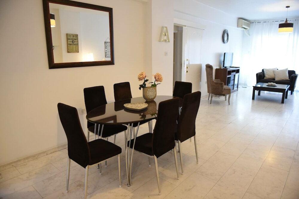 Ларнака: Angela's Luxury Apartments