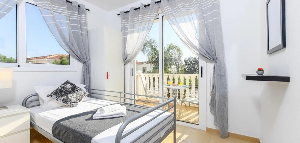 Айя-Напа: Nissi Gardens Villa