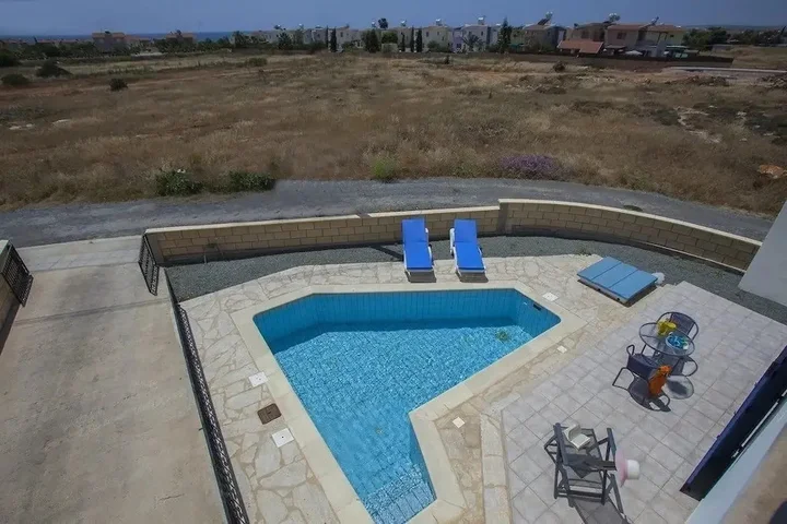 Айя-Напа: Villa Chios