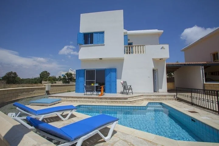 Айя-Напа: Villa Chios