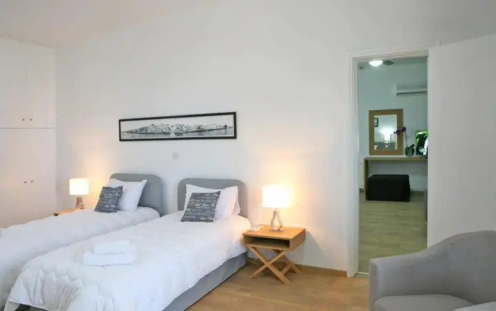 Гермасойя: Corina Suites and Apartments