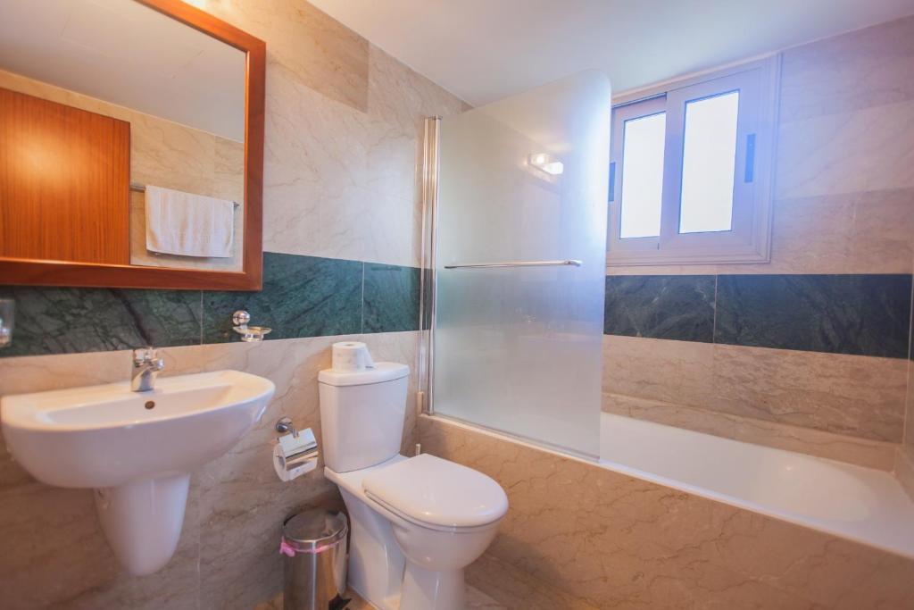 Полис Хрисохус: Villa Saraliana Sandy Beach Villas