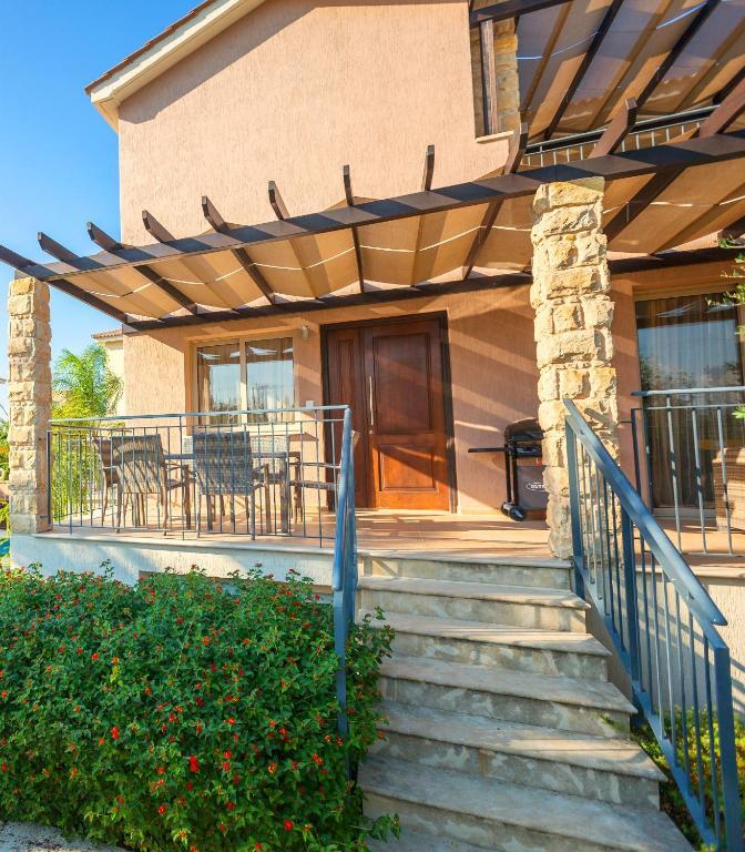 Полис Хрисохус: Villa Samaliana Sandy Beach Villas