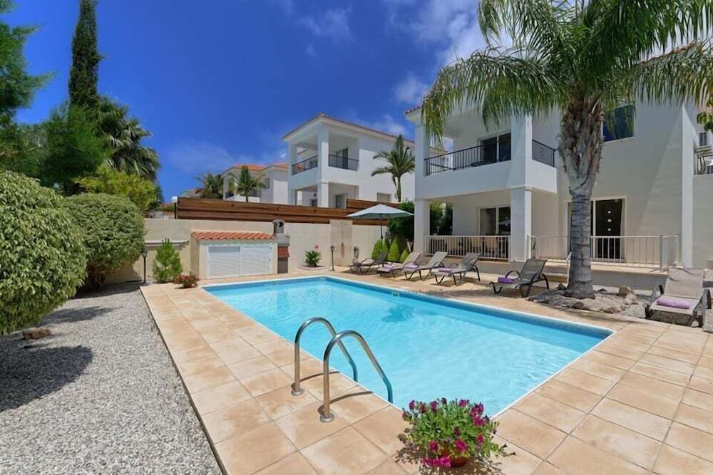 Пейя: Villa Matheus