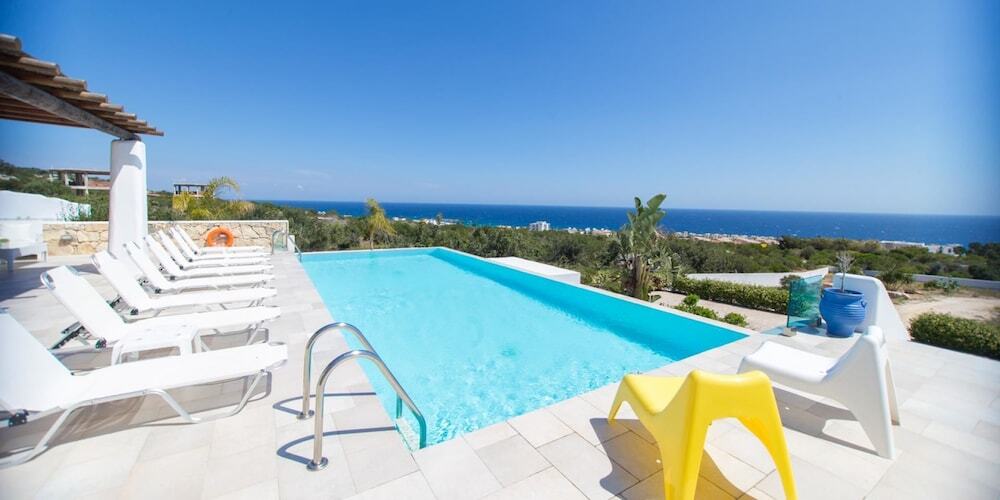 Протарас: Oceanview Villa 126