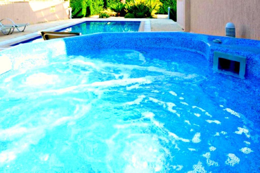 Полис Хрисохус: Villa Kartelia Sandy Beach Villas