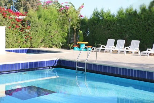 Лимассол: Zavos Marathon Beach Apartments