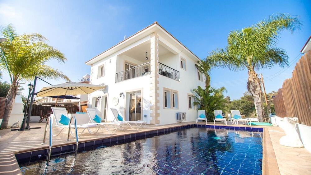 Айя-Напа: Oceanview Villa 137