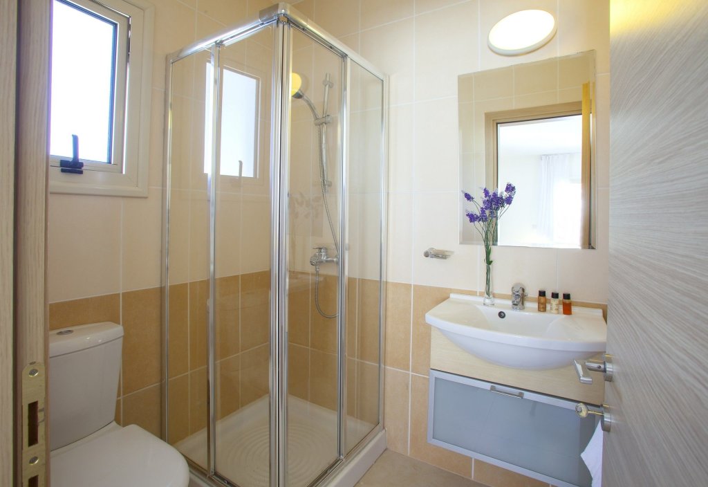 Протарас: Athina Villa 8