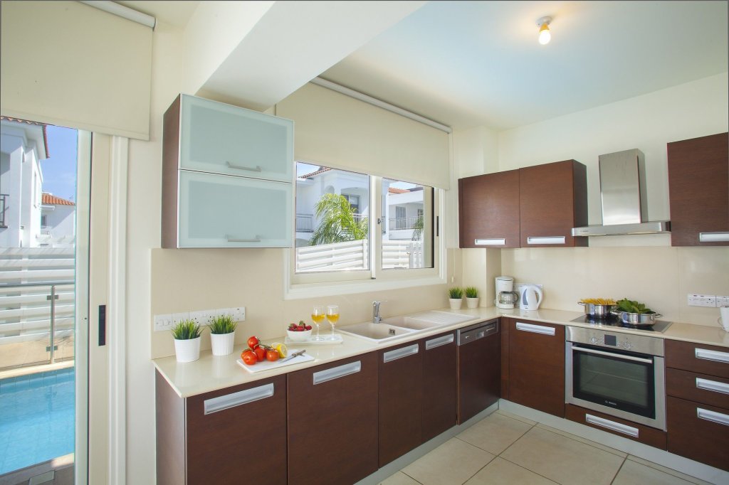 Протарас: Athina Villa 8