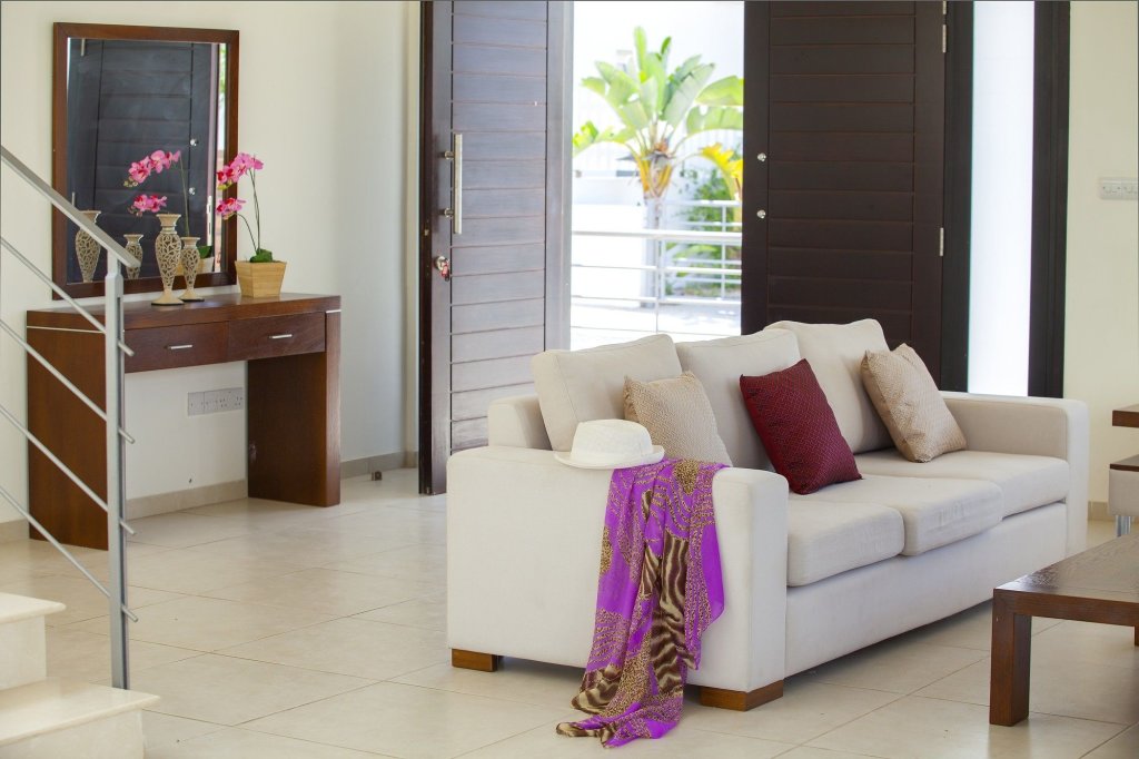 Протарас: Athina Villa 8