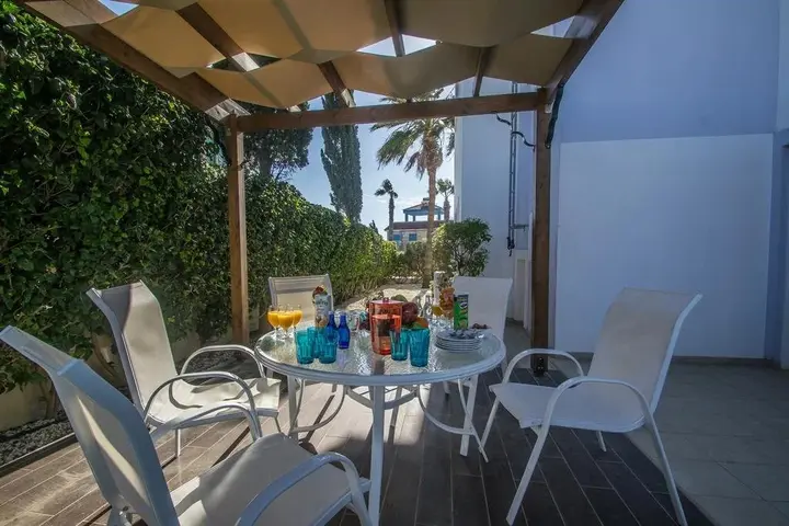 Айя-Напа: Yolanda Holiday Villa
