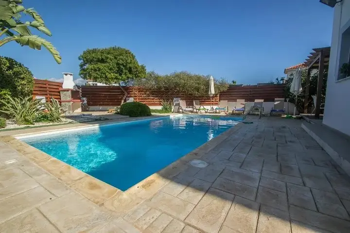Айя-Напа: Yolanda Holiday Villa