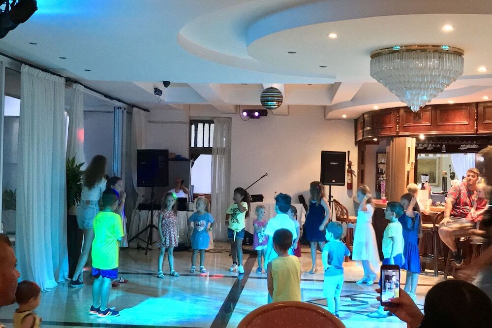 Пафос: Avlida Hotel