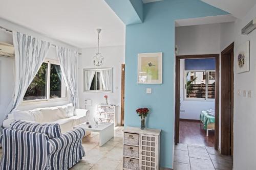 Айя-Напа: Sunny Coast Villa