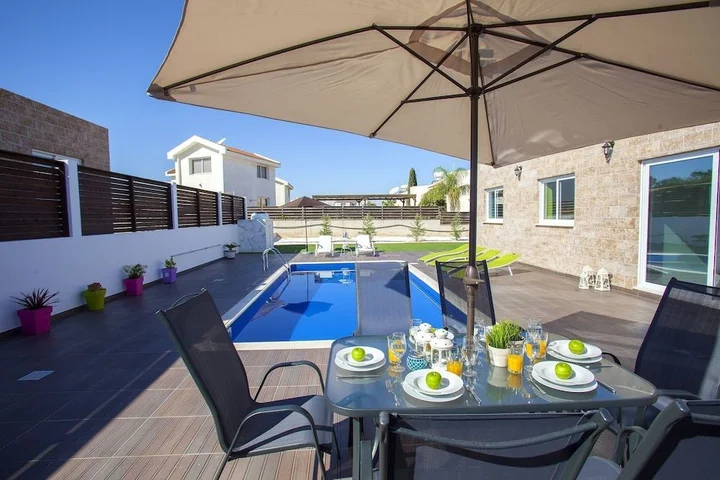 Протарас: Protaras Villa Golden Dream