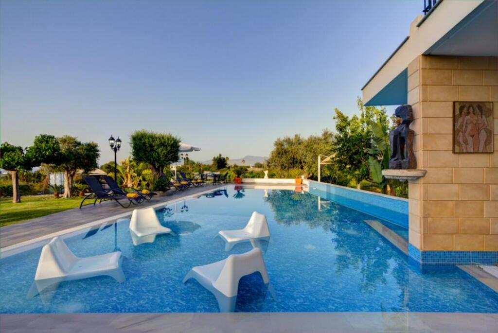 Полис Хрисохус: Villa Nasia