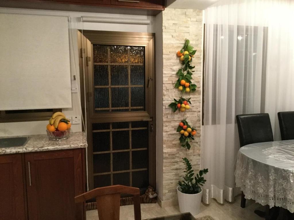 Nikola's House — фото 1