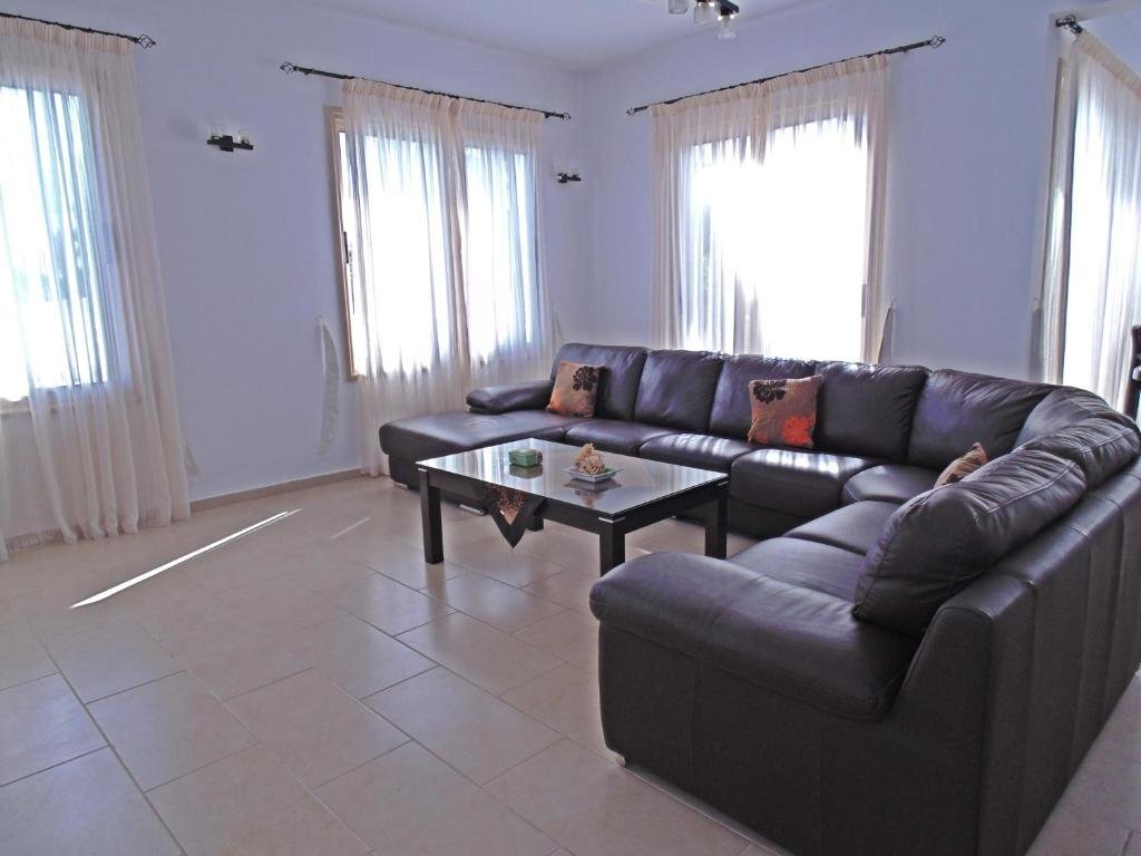 Полис Хрисохус: Eliofos Luxury Villa