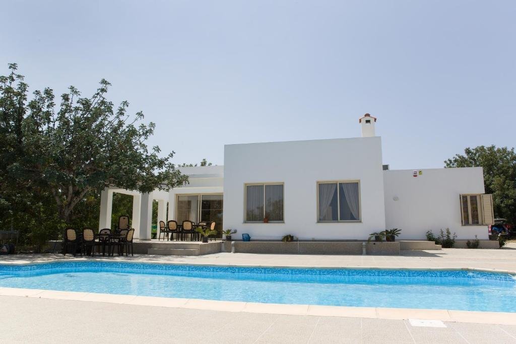 Полис Хрисохус: Eliofos Luxury Villa
