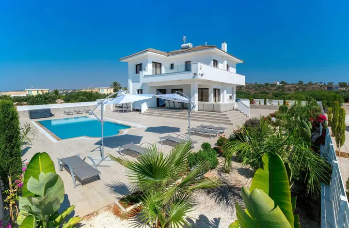 Айя-Напа: Villa Andriana