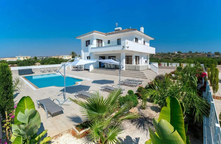 Айя-Напа: Villa Andriana