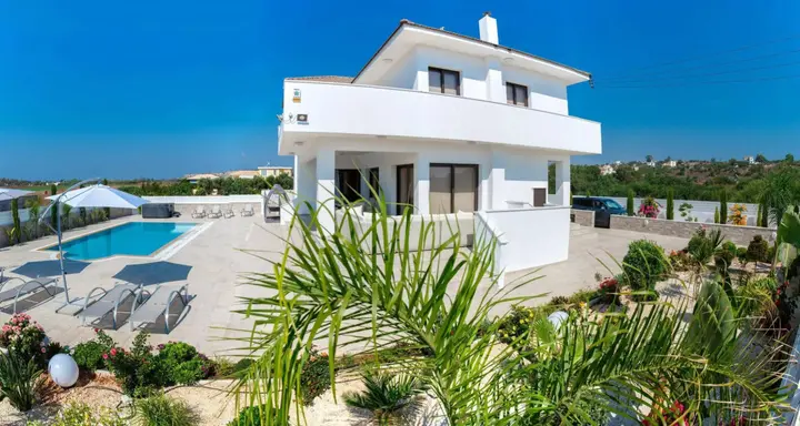Айя-Напа: Villa Andriana
