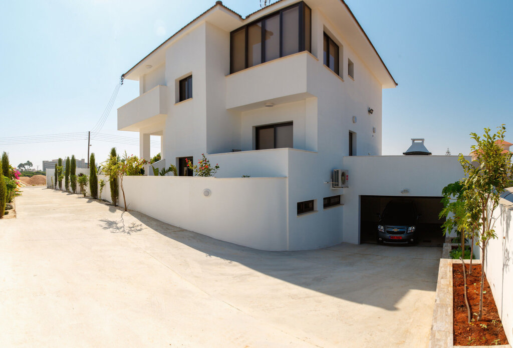 Айя-Напа: Villa Andriana