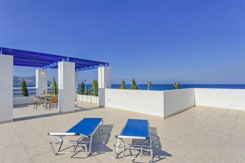 Полис Хрисохус: Latchi Beach