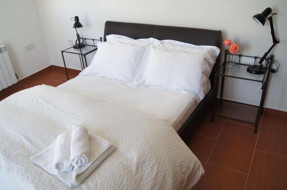 Айя-Напа: Silver Beach Villa