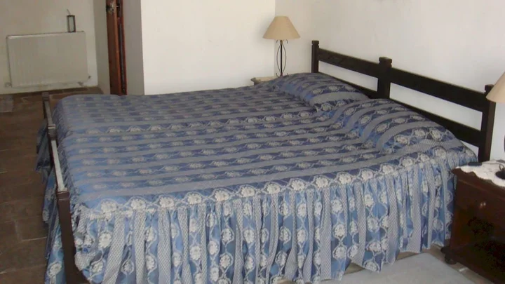 Друшиа: Sappho Manor House