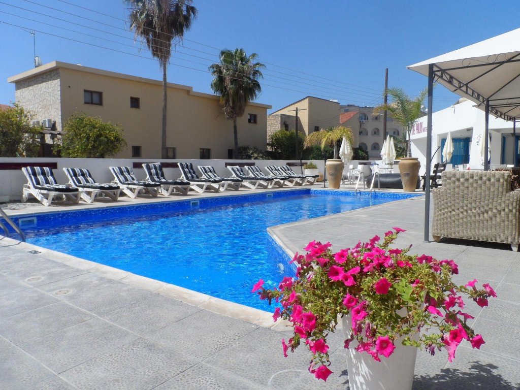 Гермасойя: The Palms Hotel Apartments