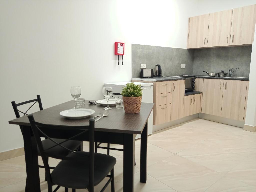 Пафос: Pagona Holiday Apartments