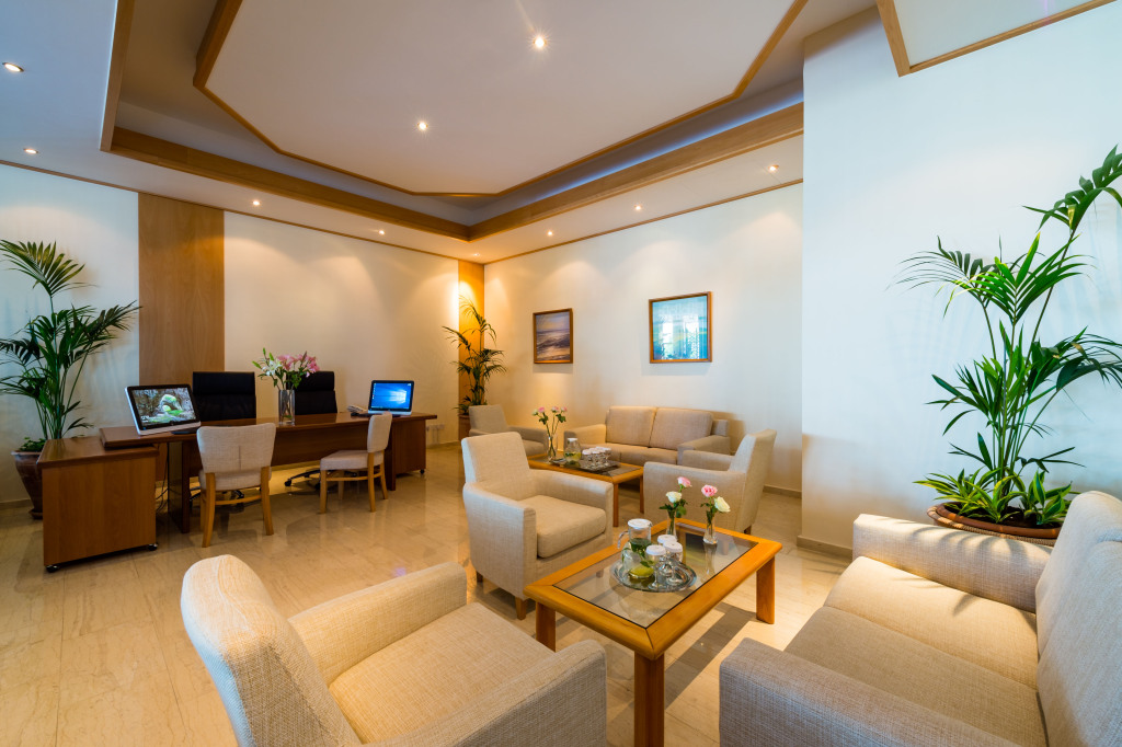 Пафос: Отель Constantinou Bros Athena Royal Beach