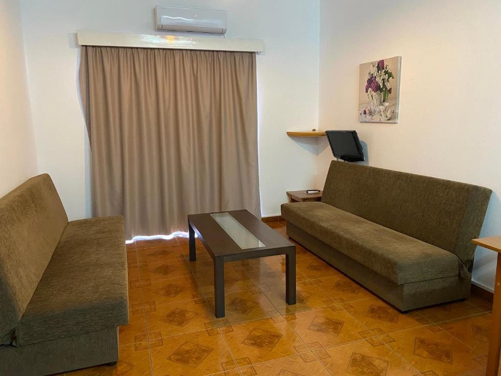 Айя-Напа: Alexia Hotel Apartments