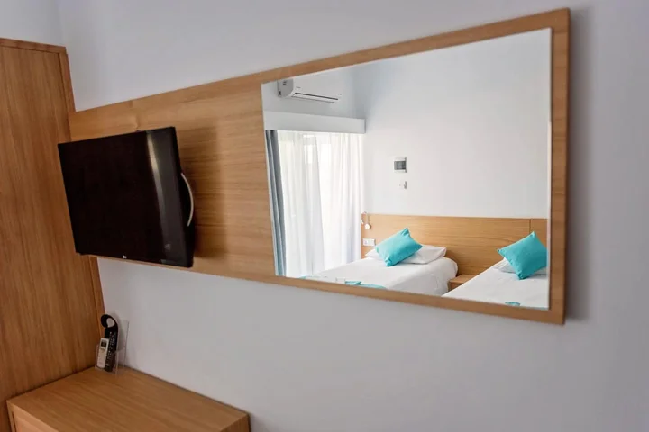 Пафос: Pyramos Hotel