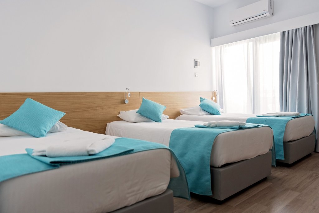 Пафос: Pyramos Hotel