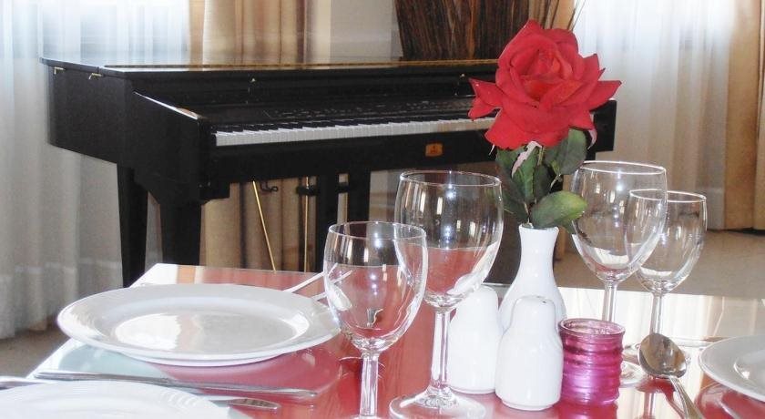 Никосия: Crown Inn Hotel