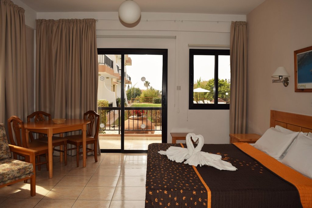 Киссонерга: Anna Hotel Apartments