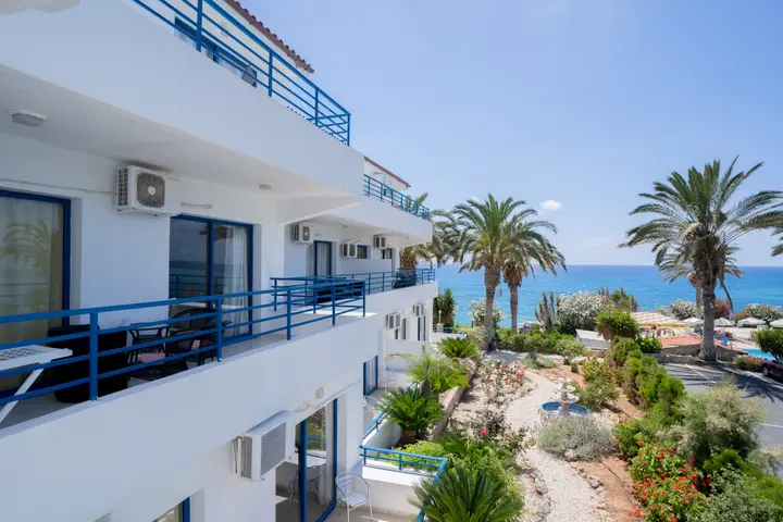 Киссонерга: Vrachia Beach Hotel & Suites - Adults only