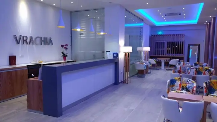 Киссонерга: Vrachia Beach Hotel & Suites - Adults only