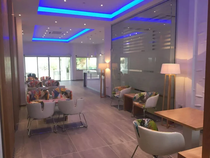 Киссонерга: Vrachia Beach Hotel & Suites - Adults only