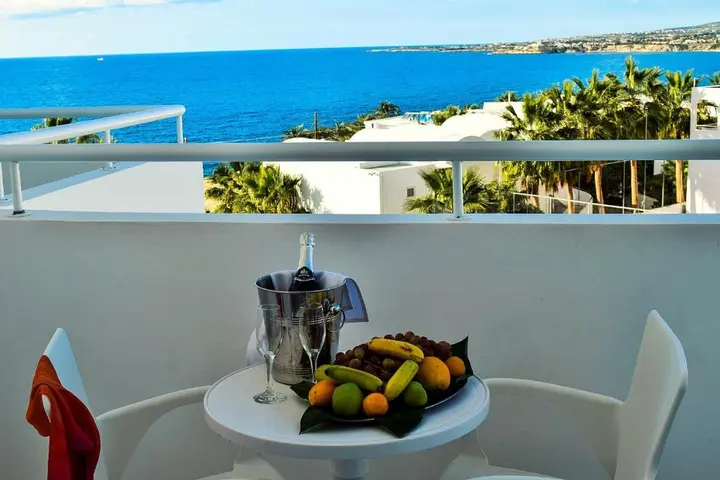 Киссонерга: Theo Sunset Bay Hotel