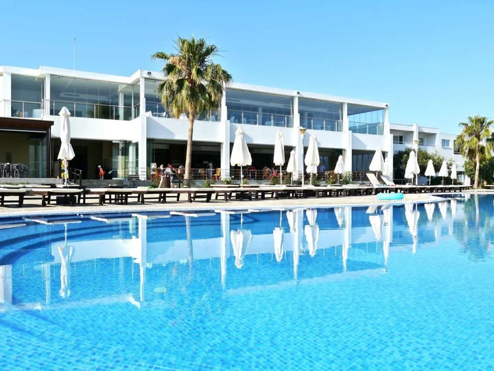 Киссонерга: Theo Sunset Bay Hotel