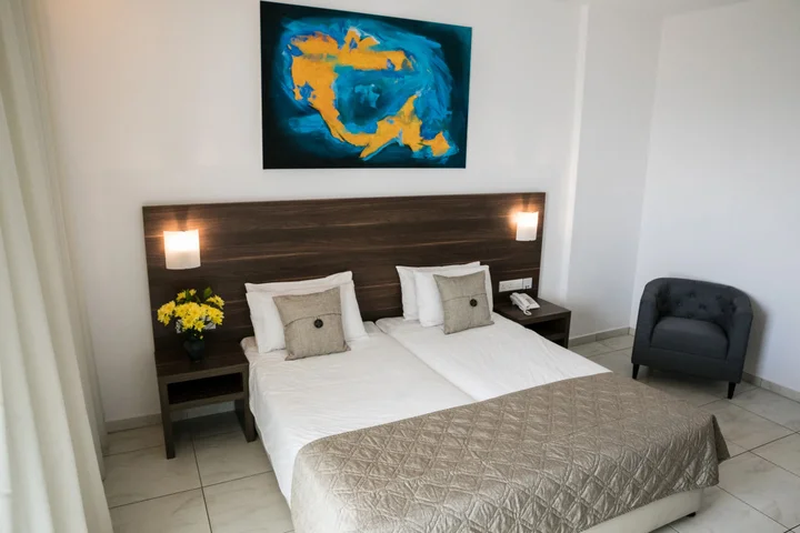 Киссонерга: Theo Sunset Bay Hotel